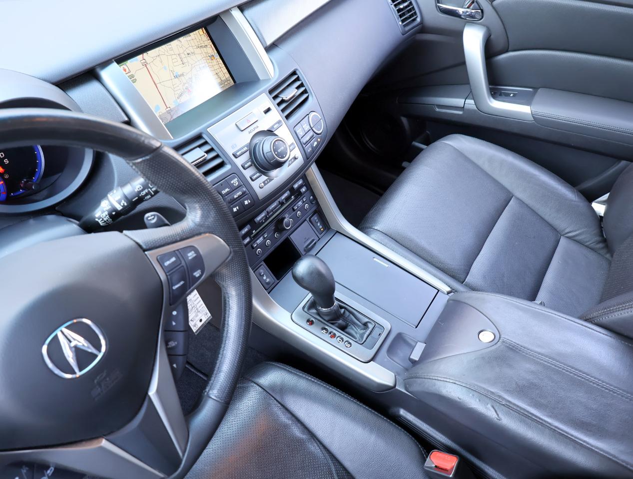 Acura RDX 5-Spd AT SH-AWD with Technology Package 2011