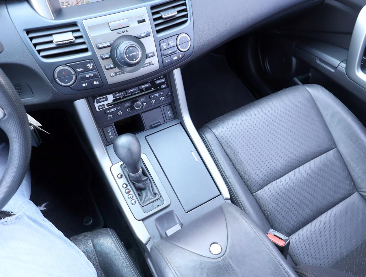 Acura RDX 5-Spd AT SH-AWD with Technology Package 2011