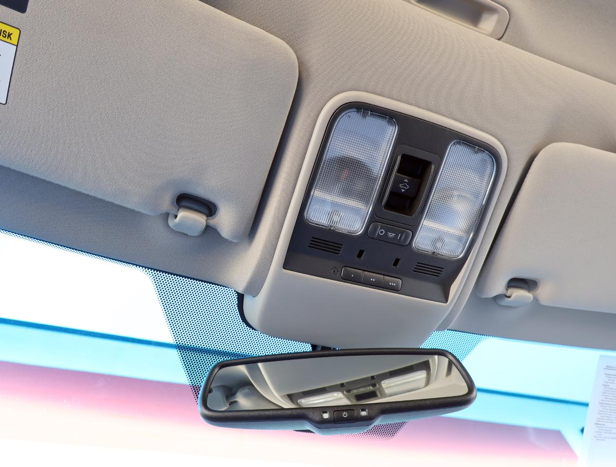 Acura RDX 5-Spd AT SH-AWD with Technology Package 2011