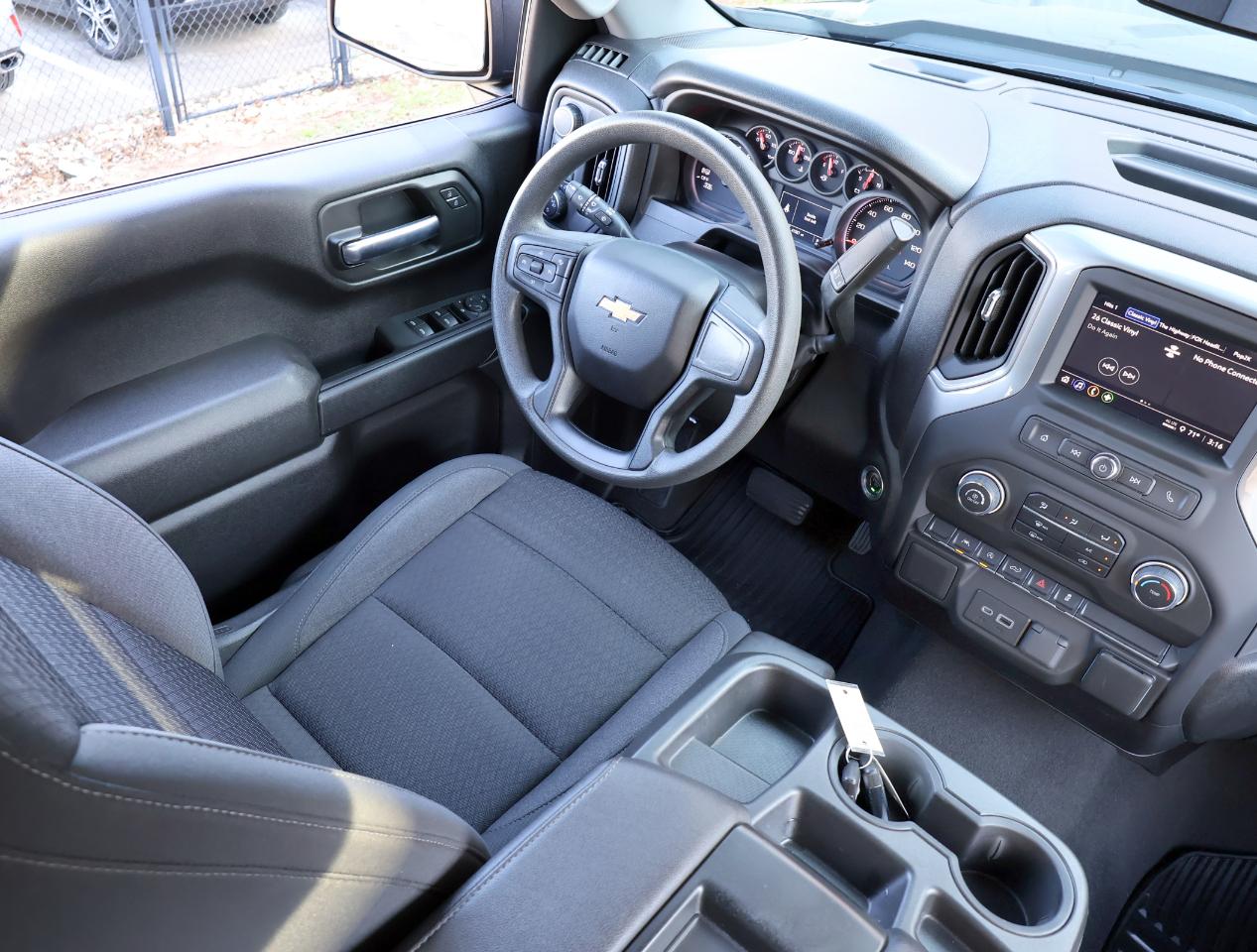 Chevrolet Silverado 1500 Custom Crew Cab 4WD 2022