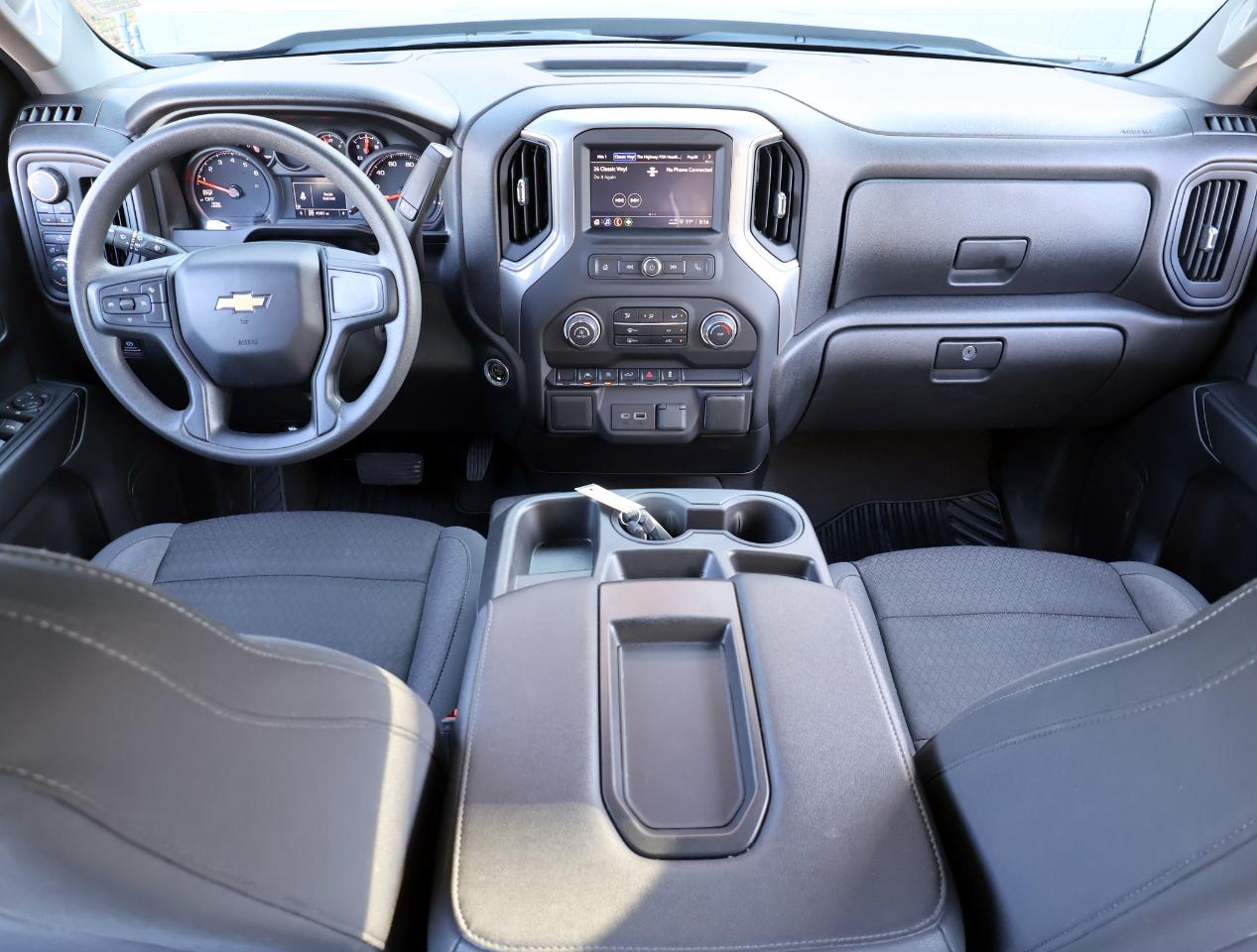 Chevrolet Silverado 1500 Custom Crew Cab 4WD 2022