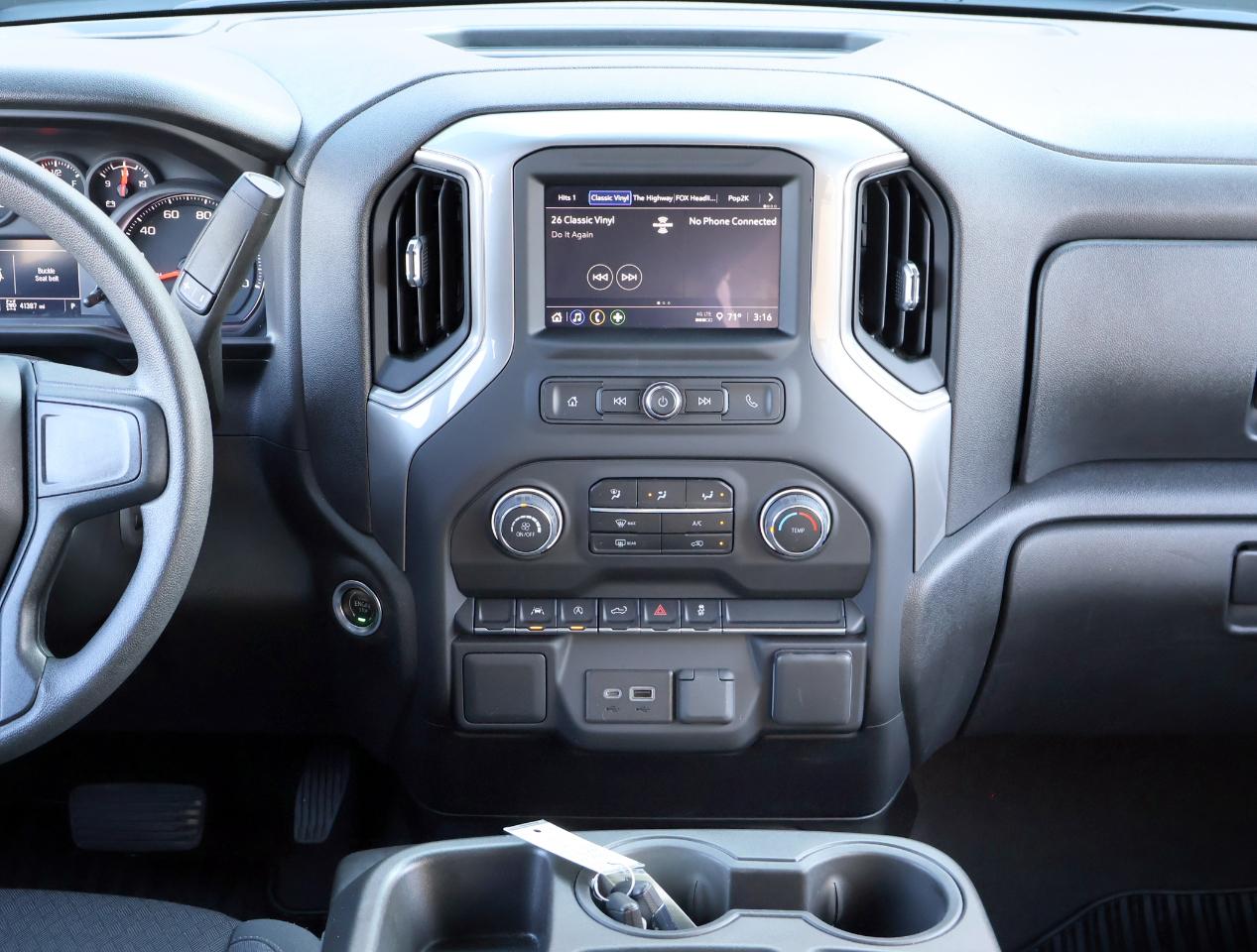 Chevrolet Silverado 1500 Custom Crew Cab 4WD 2022