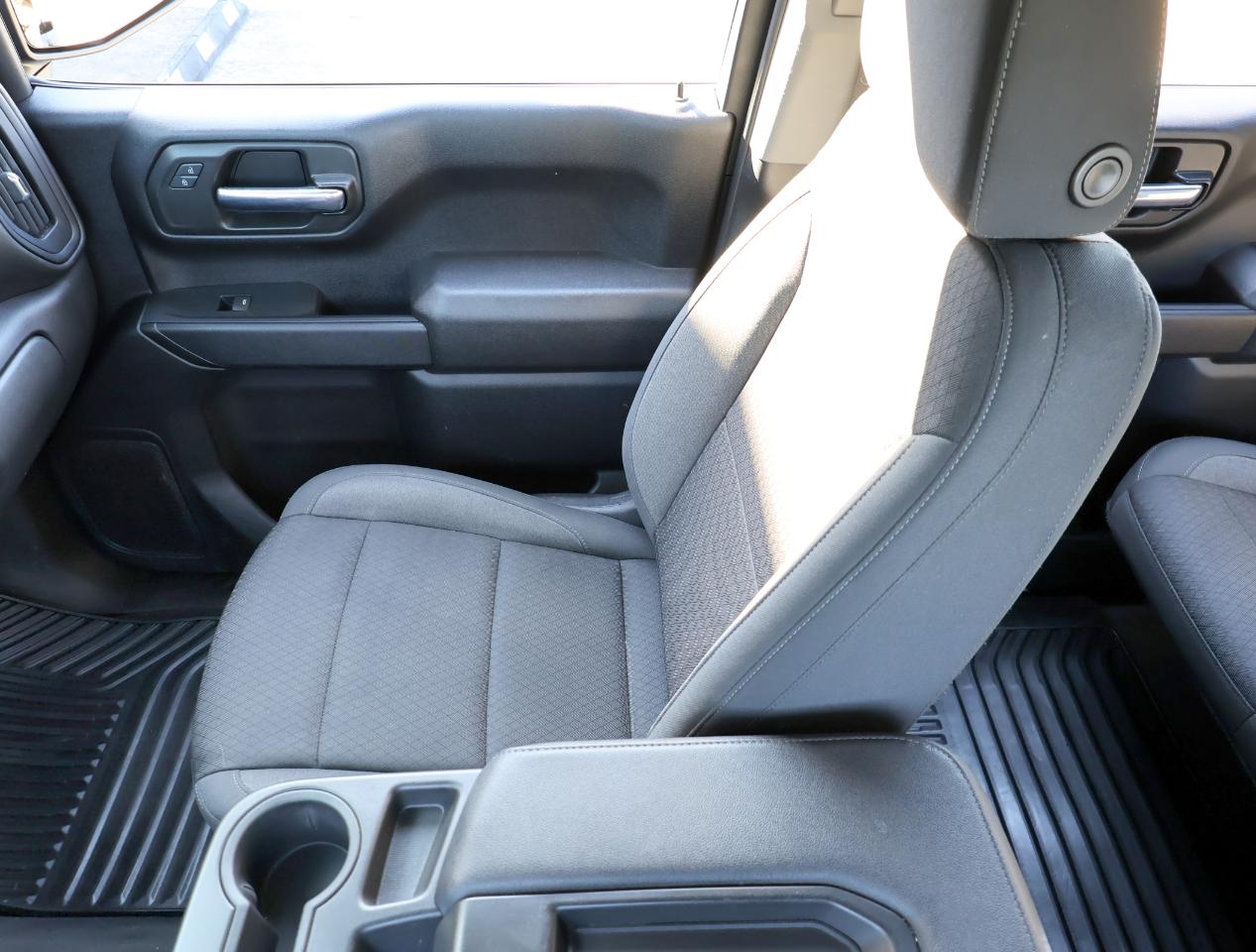 Chevrolet Silverado 1500 Custom Crew Cab 4WD 2022