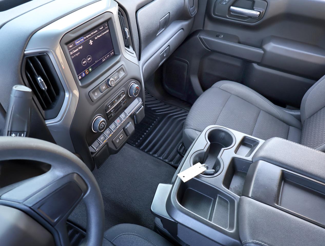 Chevrolet Silverado 1500 Custom Crew Cab 4WD 2022