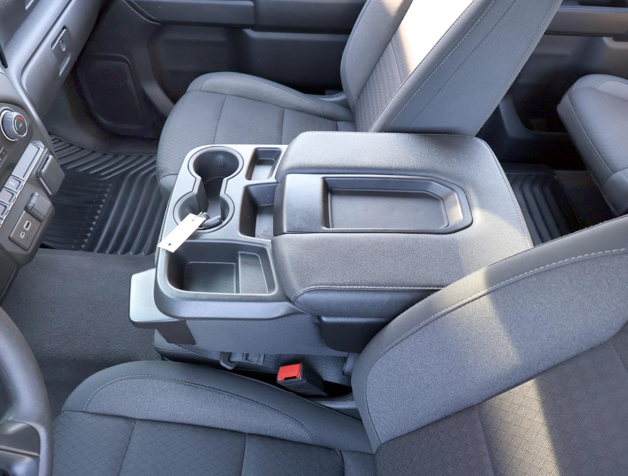 Chevrolet Silverado 1500 Custom Crew Cab 4WD 2022