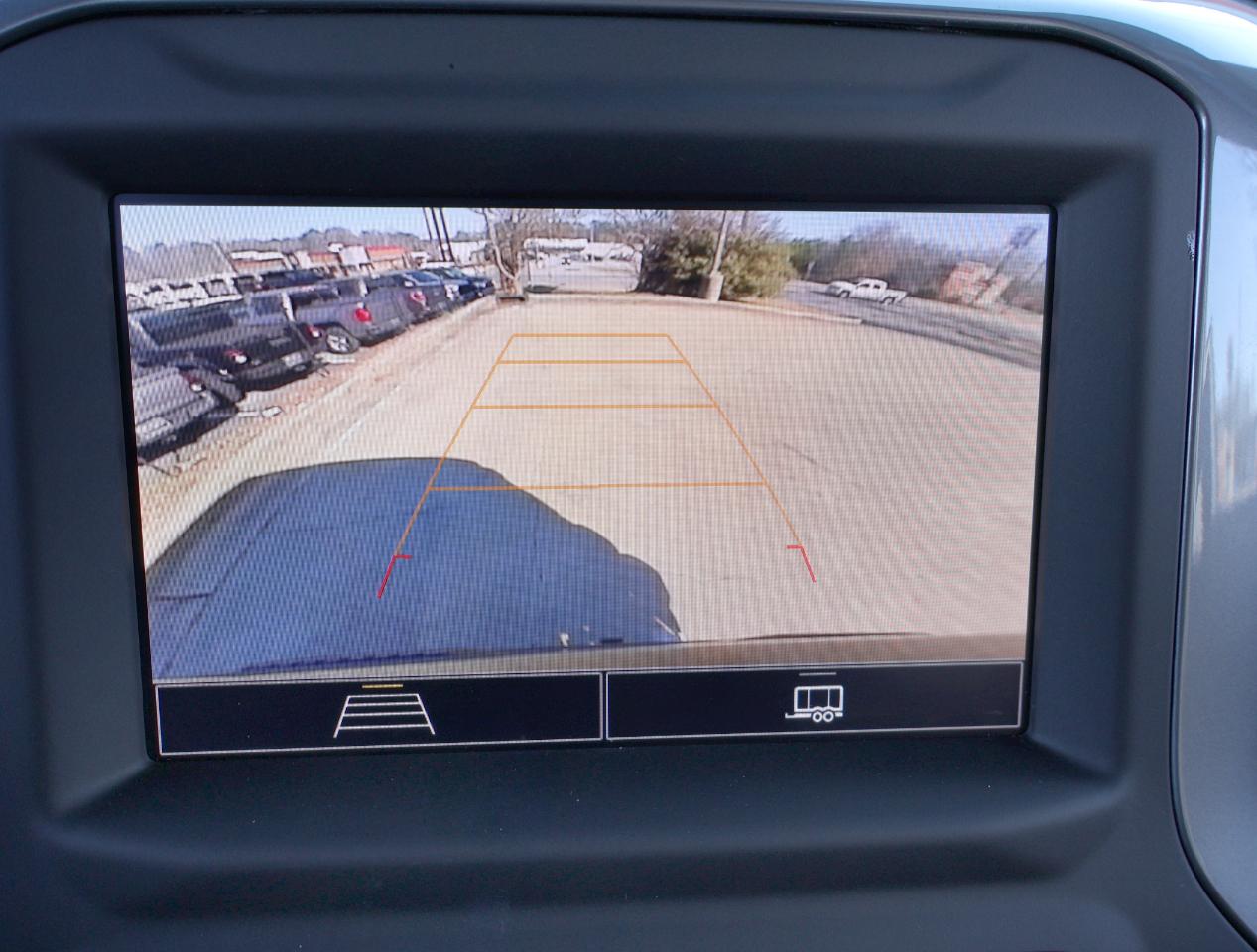 Chevrolet Silverado 1500 Custom Crew Cab 4WD 2022