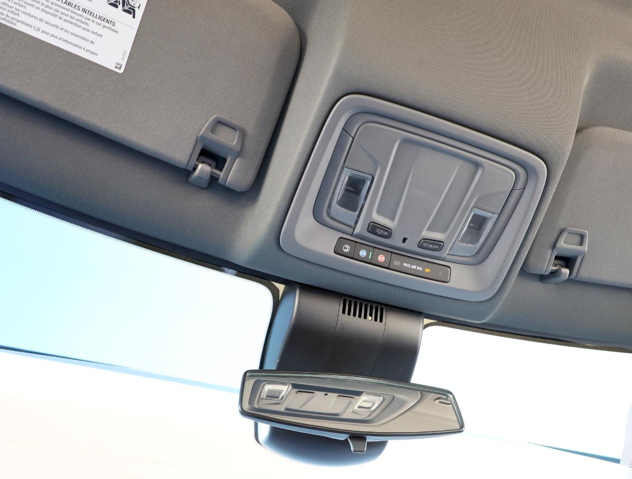 Chevrolet Silverado 1500 Custom Crew Cab 4WD 2022