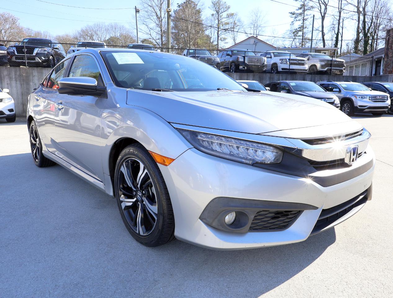 Honda Civic Touring Sedan CVT 2018