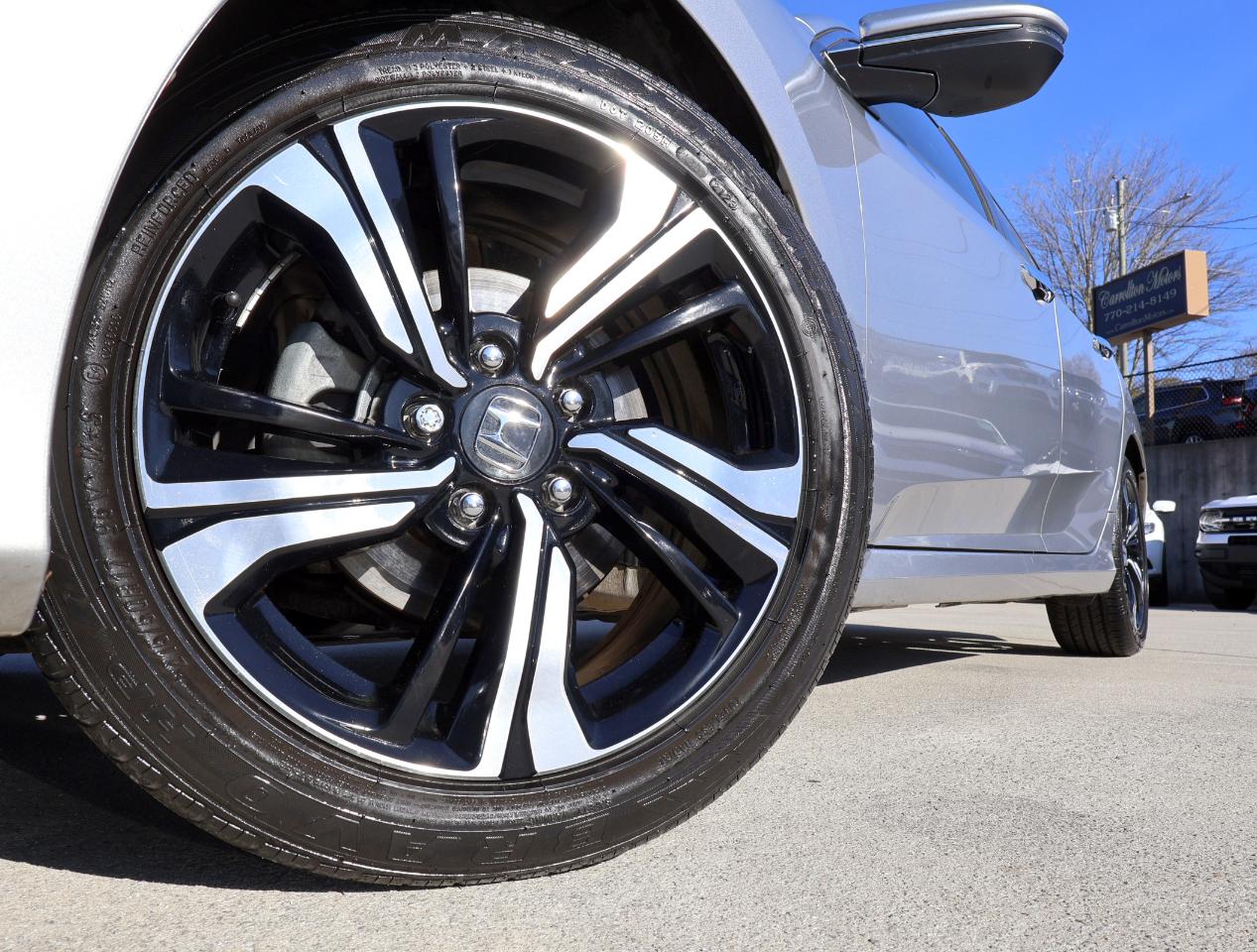 Honda Civic Touring Sedan CVT 2018