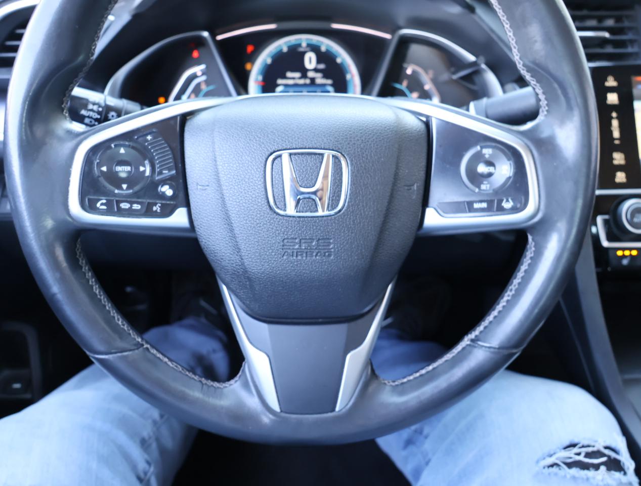 Honda Civic Touring Sedan CVT 2018