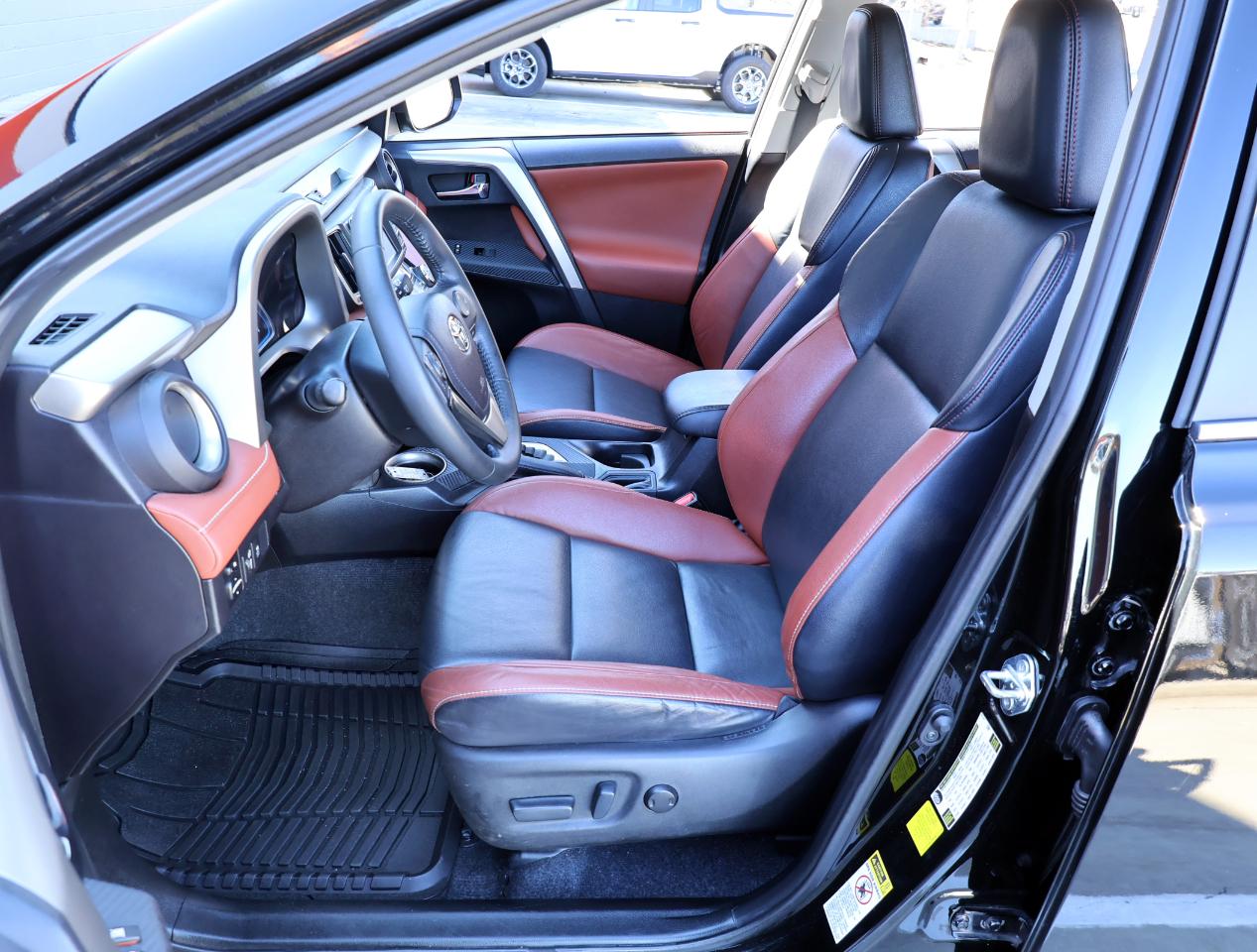 Toyota RAV4 Limited FWD 2014