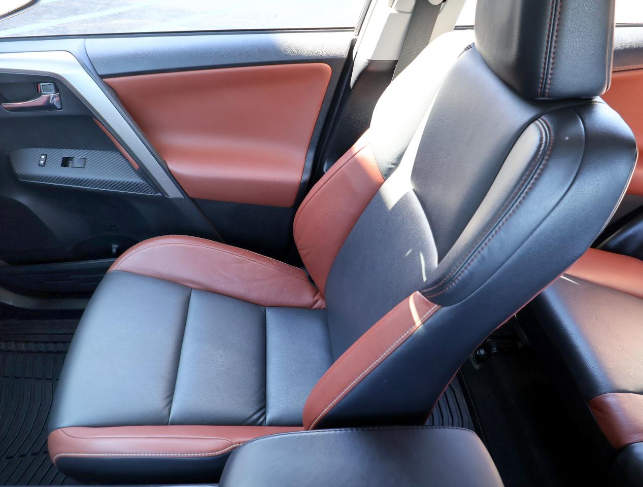 Toyota RAV4 Limited FWD 2014