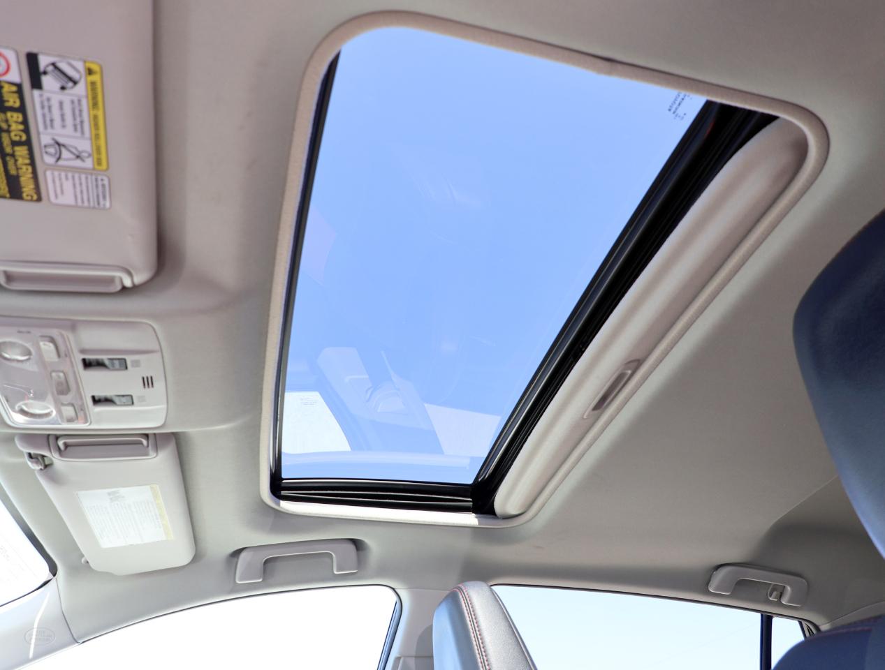 Toyota RAV4 Limited FWD 2014