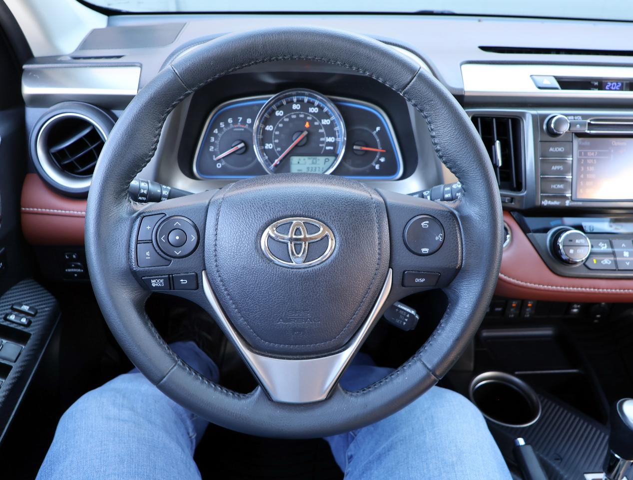 Toyota RAV4 Limited FWD 2014