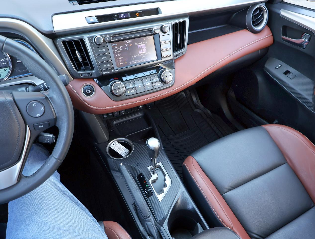 Toyota RAV4 Limited FWD 2014