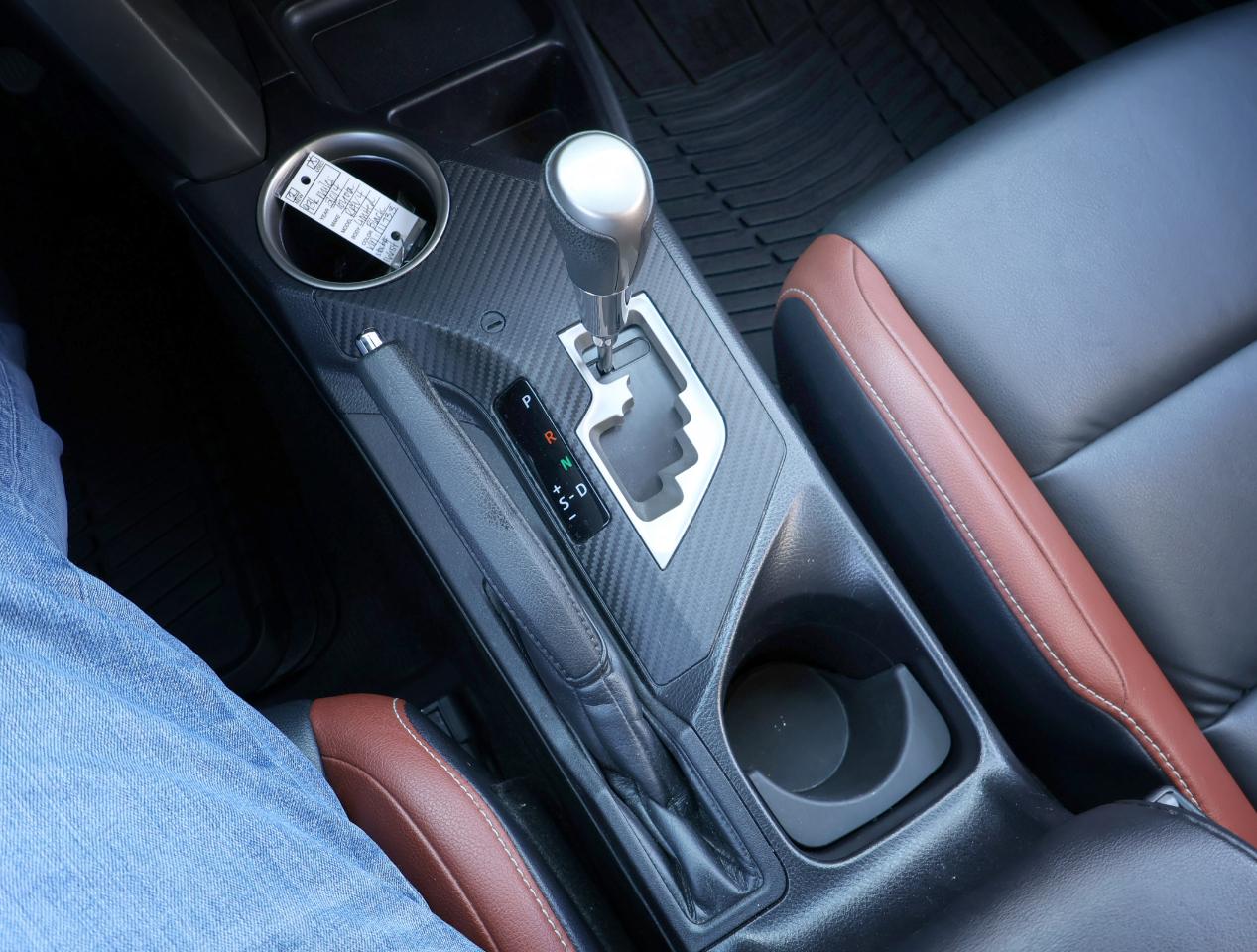 Toyota RAV4 Limited FWD 2014