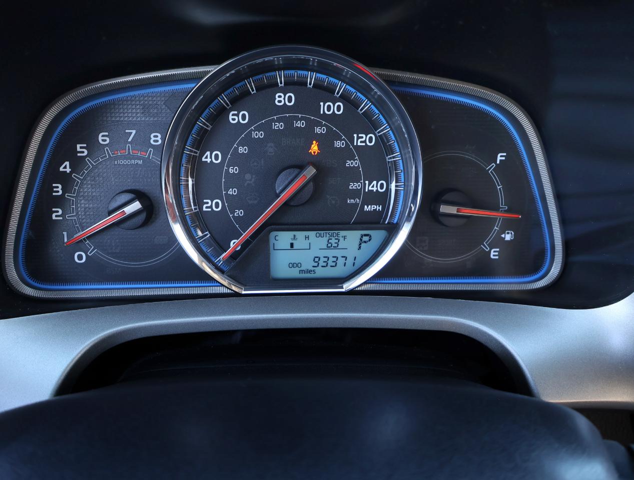 Toyota RAV4 Limited FWD 2014