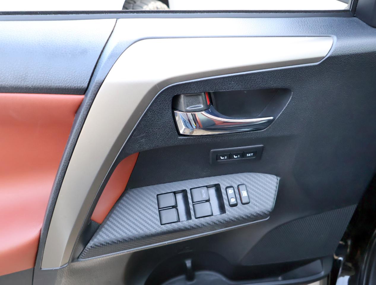 Toyota RAV4 Limited FWD 2014