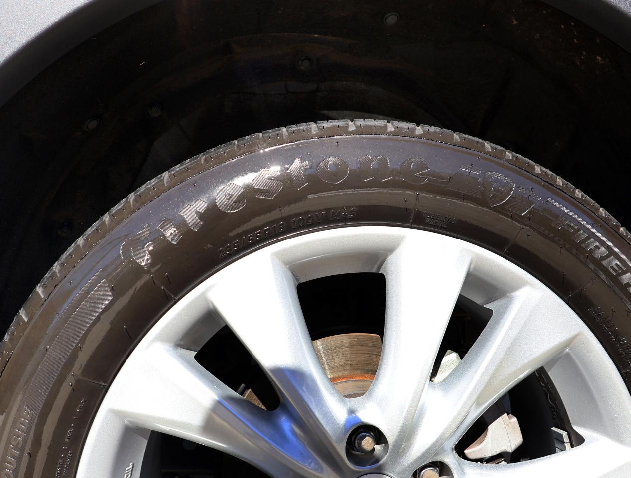 Toyota RAV4 Limited FWD 2014