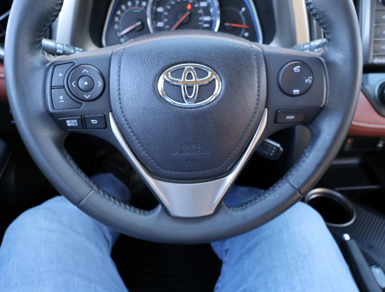 Toyota RAV4 Limited FWD 2014