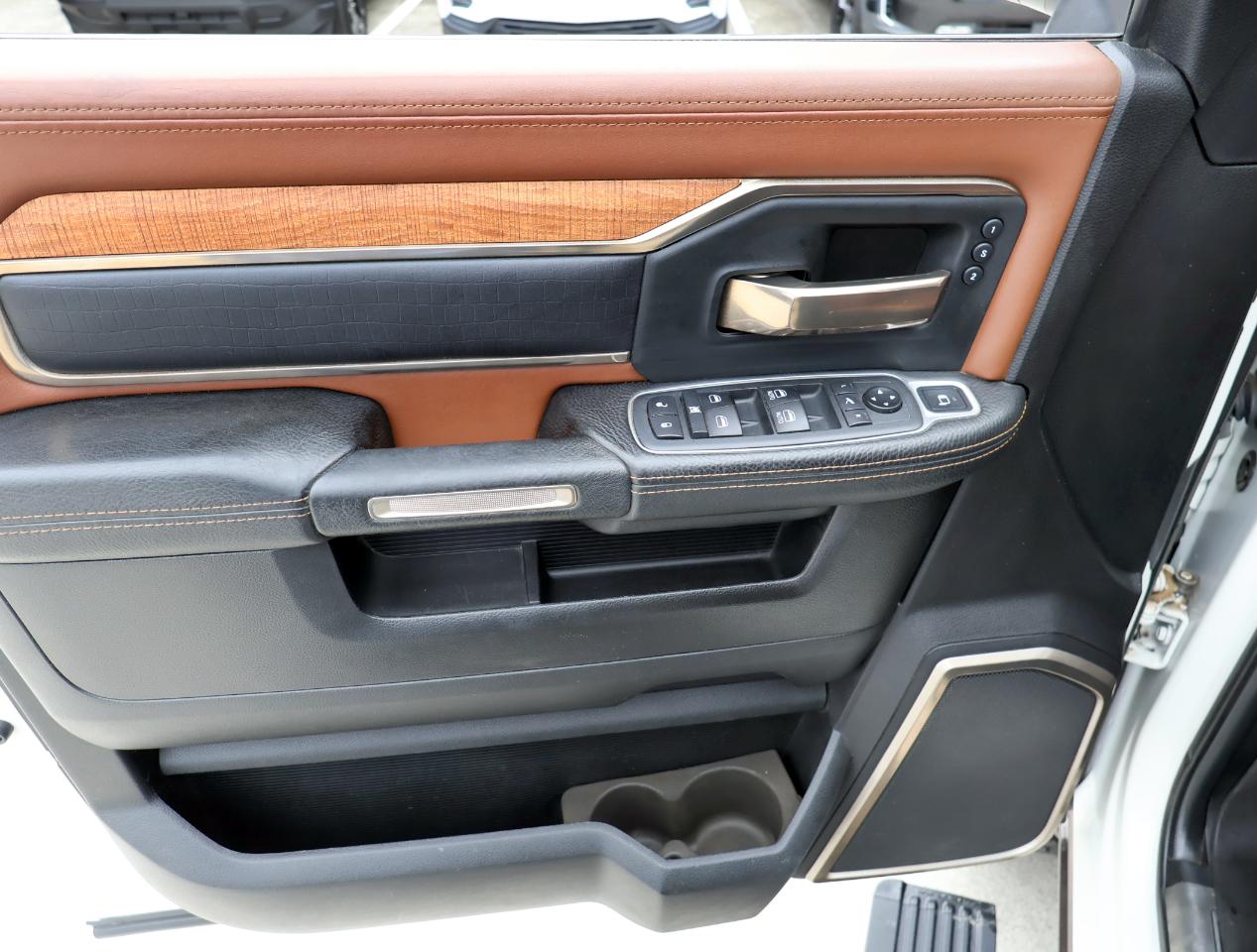 RAM 2500 Longhorn Mega Cab 4WD 2020