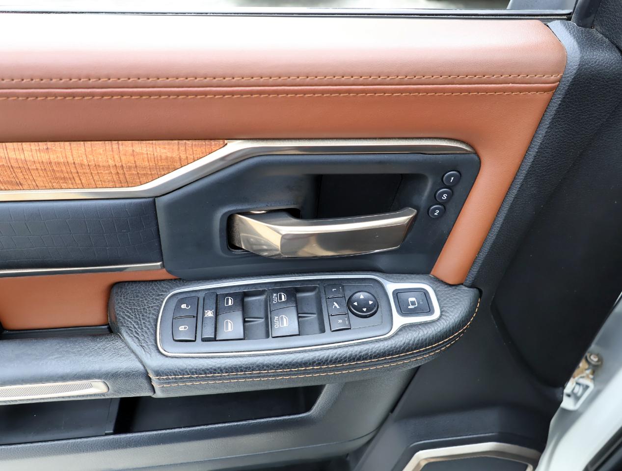 RAM 2500 Longhorn Mega Cab 4WD 2020