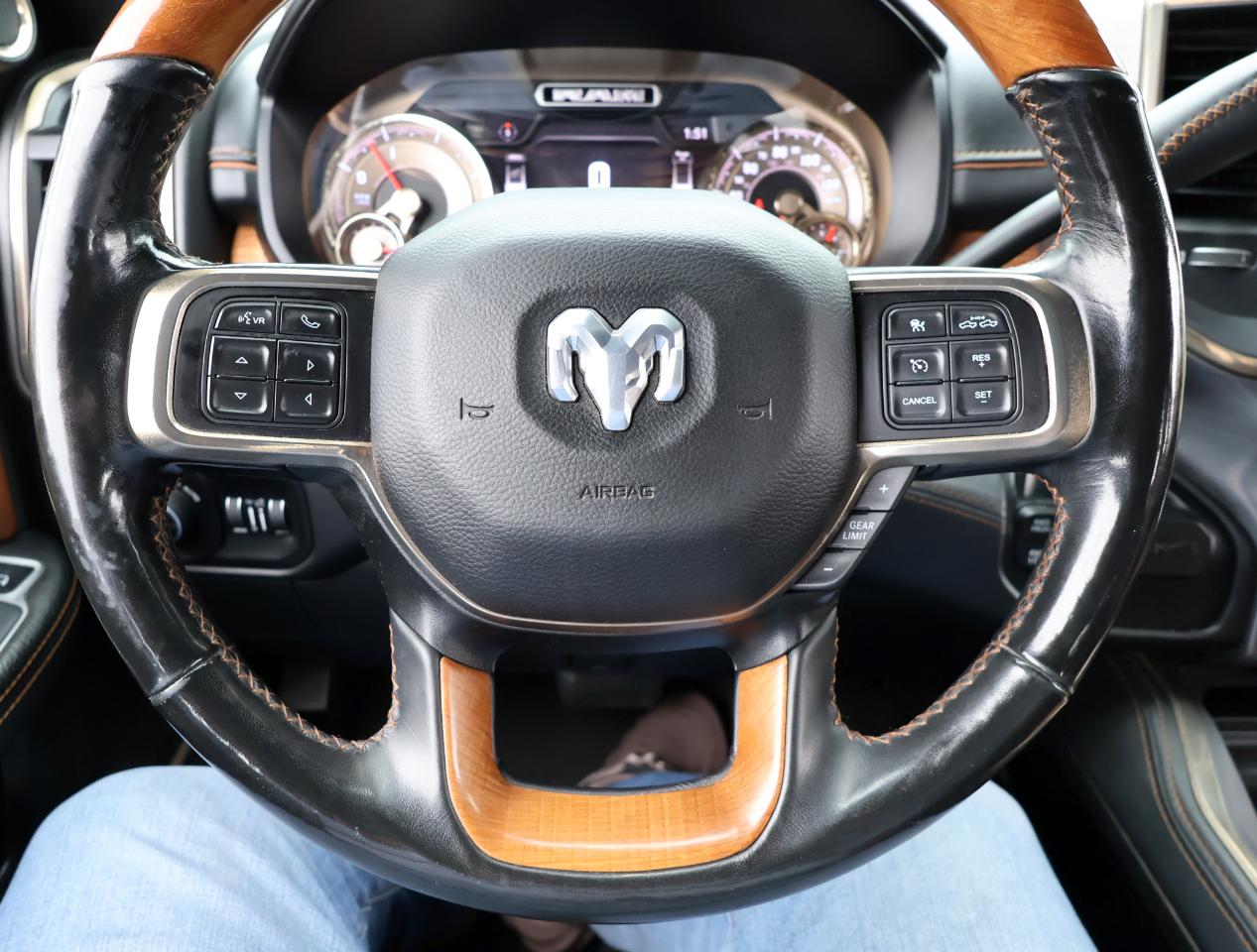 RAM 2500 Longhorn Mega Cab 4WD 2020