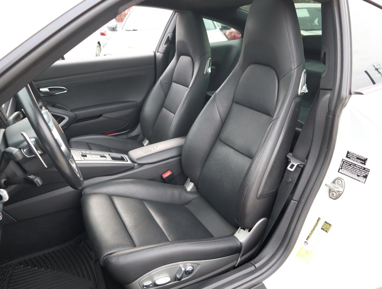 Porsche 911 Carrera S Coupe 2015