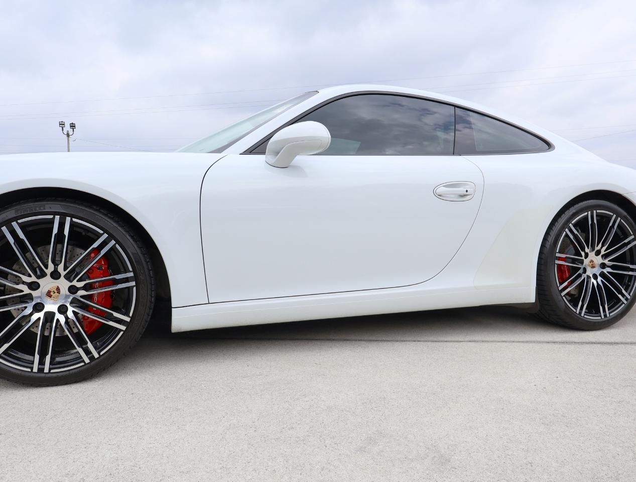 Porsche 911 Carrera S Coupe 2015