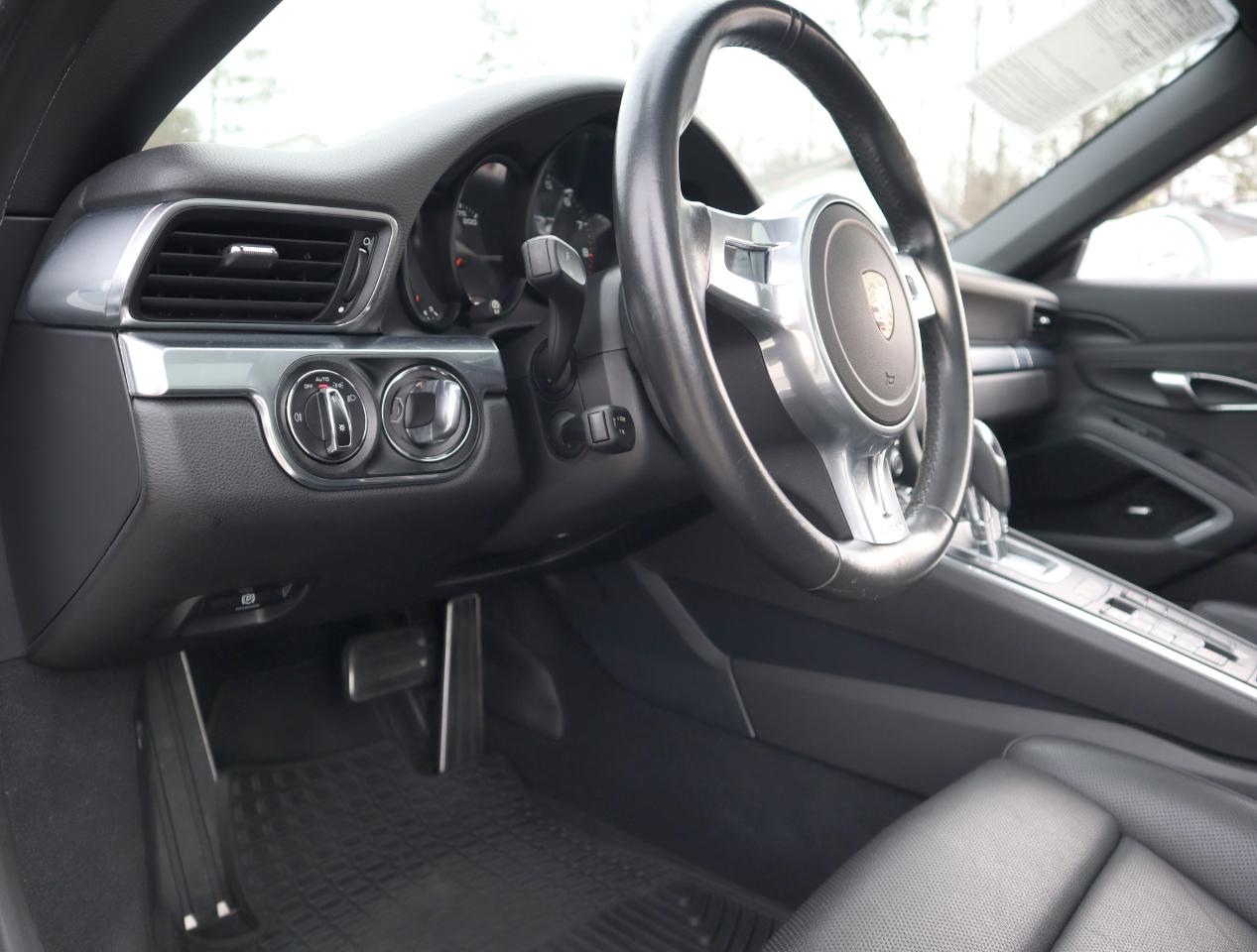 Porsche 911 Carrera S Coupe 2015