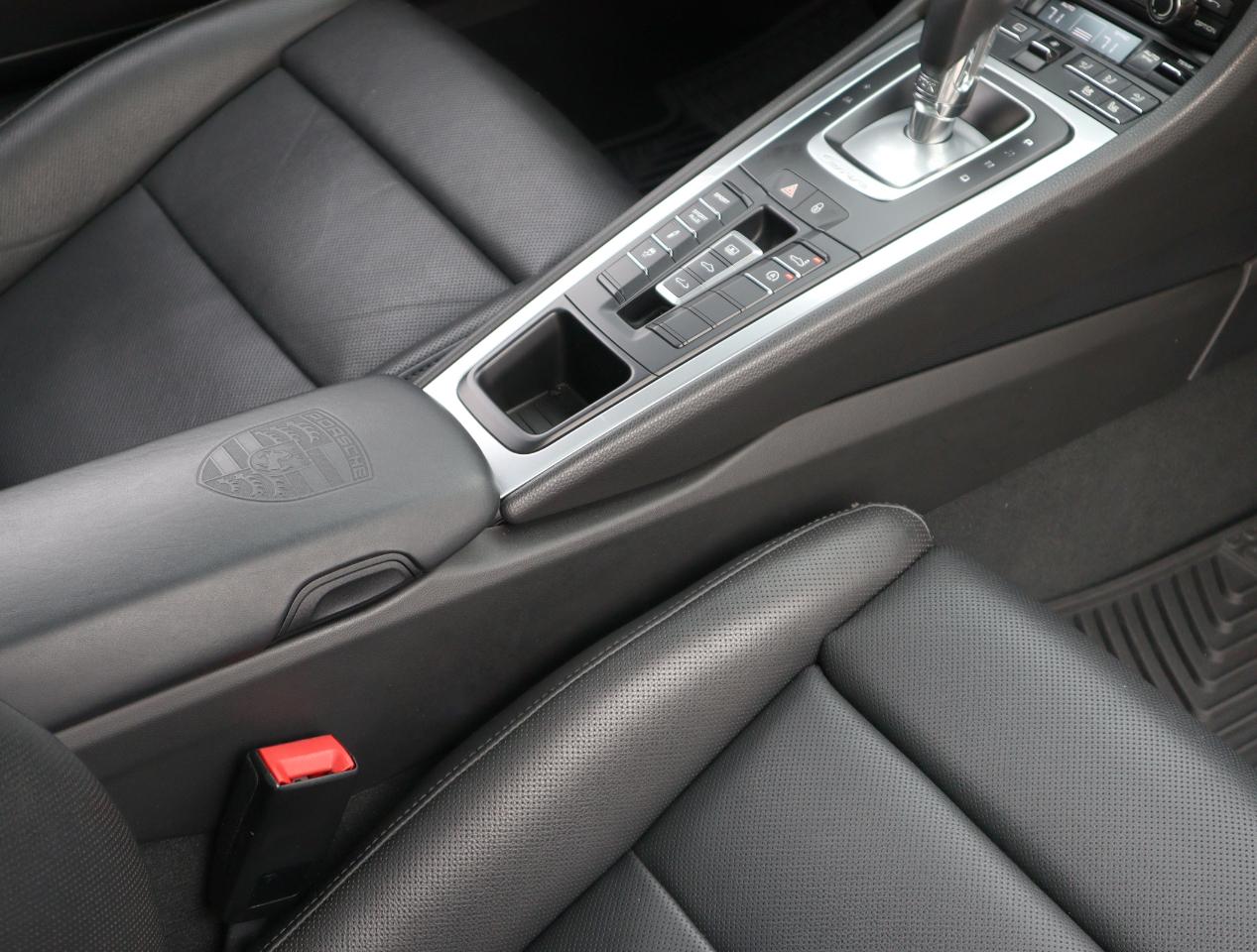 Porsche 911 Carrera S Coupe 2015