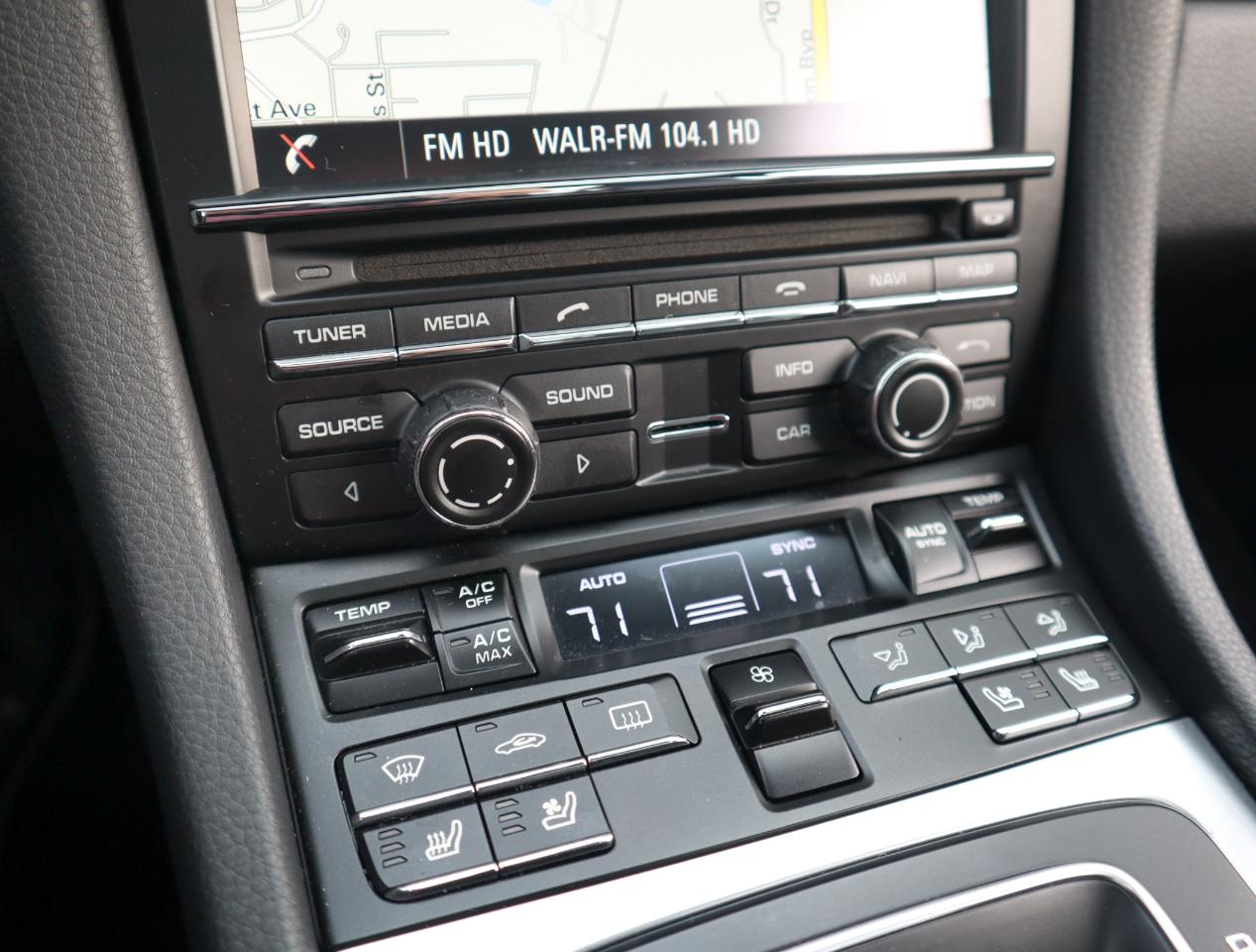 Porsche 911 Carrera S Coupe 2015