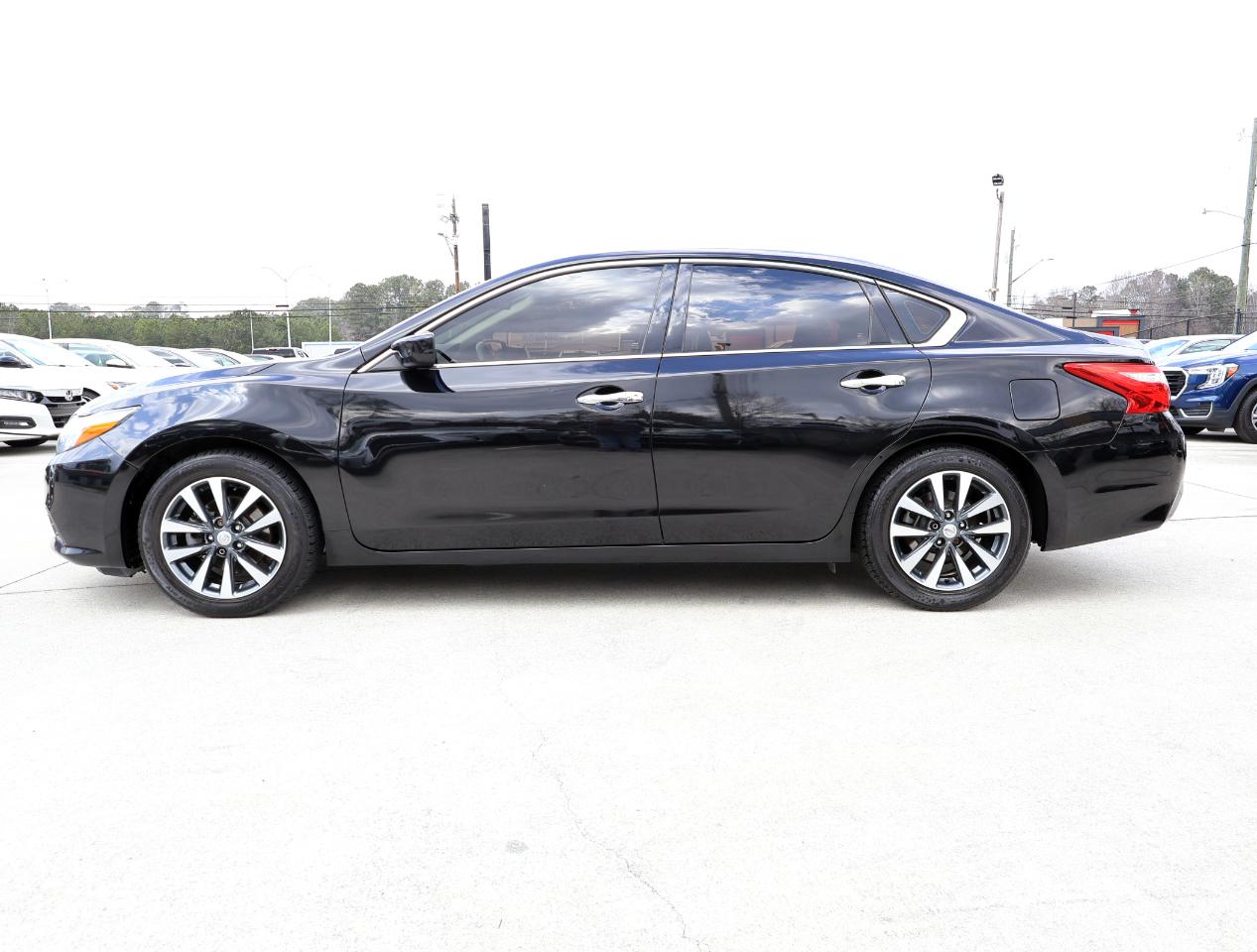 Nissan Altima 2.5 SV 2017