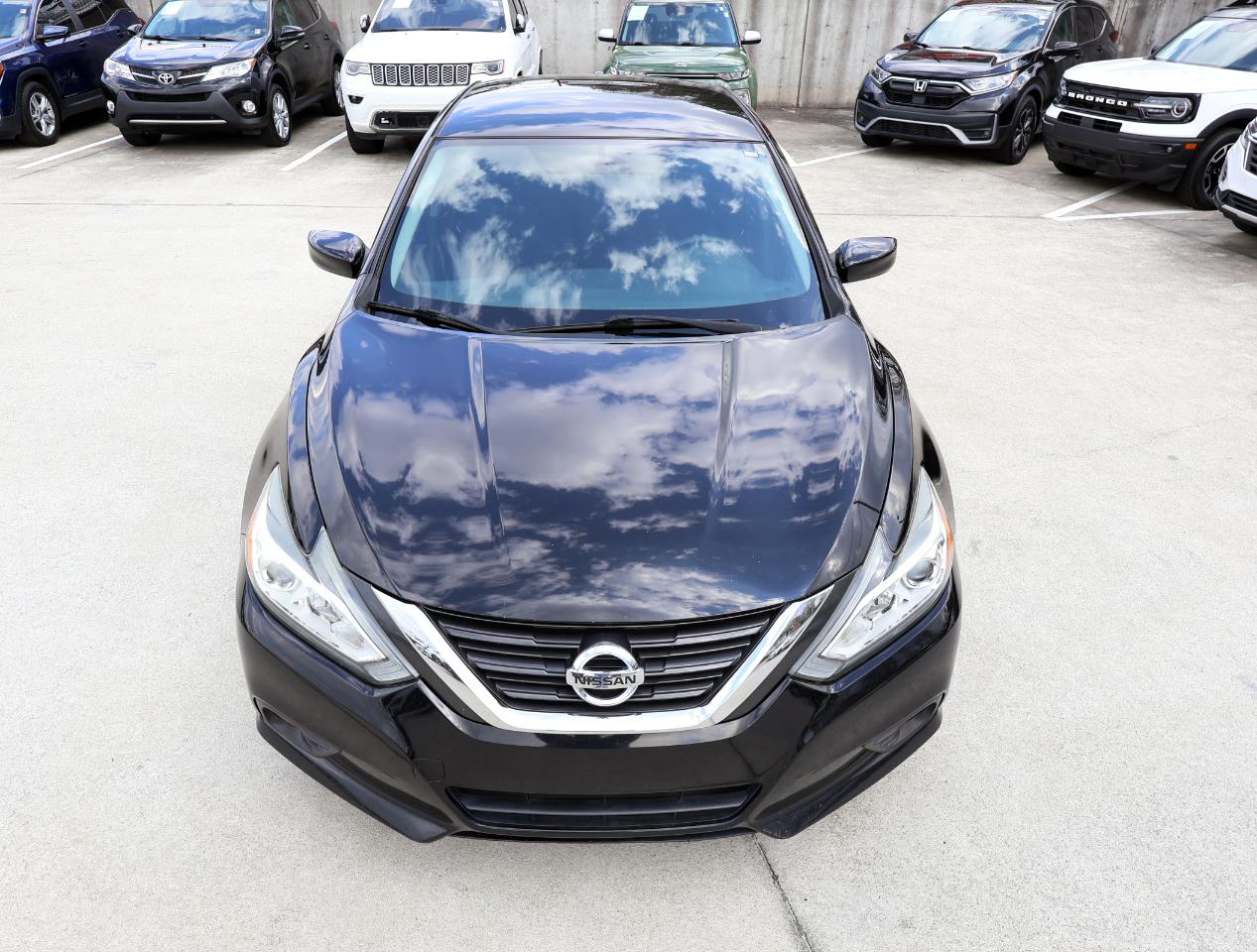 Nissan Altima 2.5 SV 2017