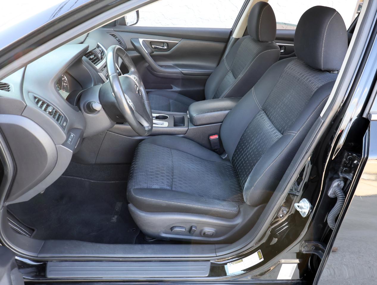 Nissan Altima 2.5 SV 2017