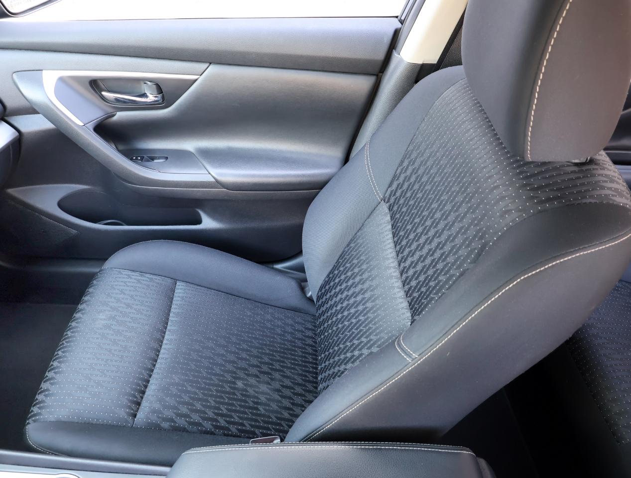 Nissan Altima 2.5 SV 2017