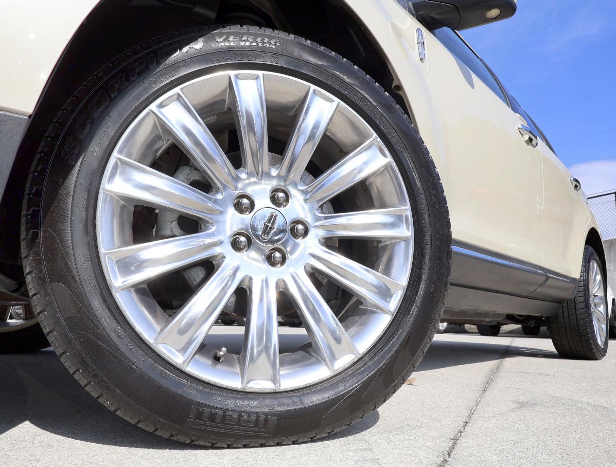 Lincoln MKX FWD 2015