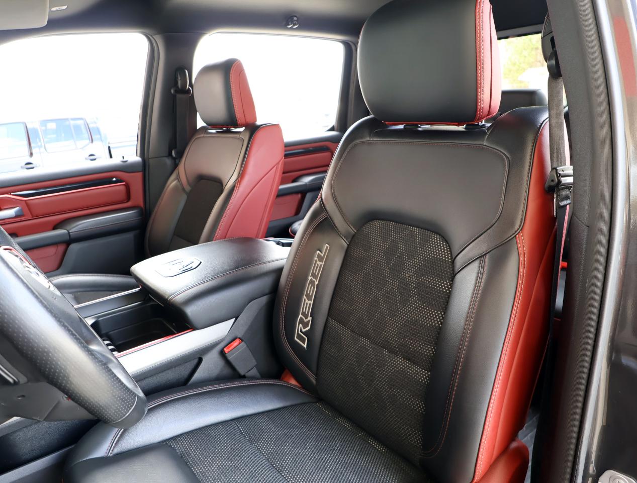 RAM 1500 Rebel Crew Cab SB 4WD 2019