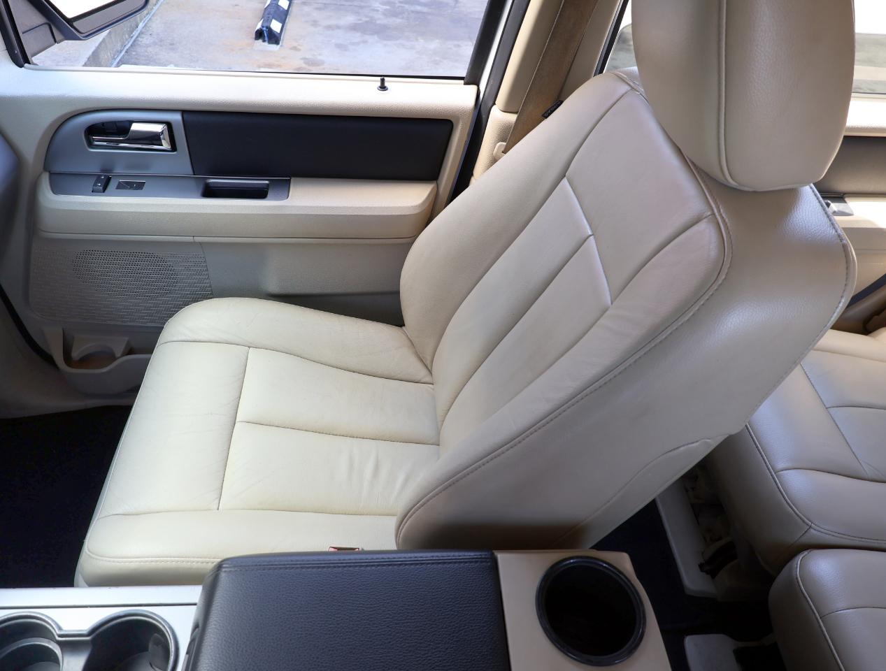 Ford Expedition XLT 2WD 2017