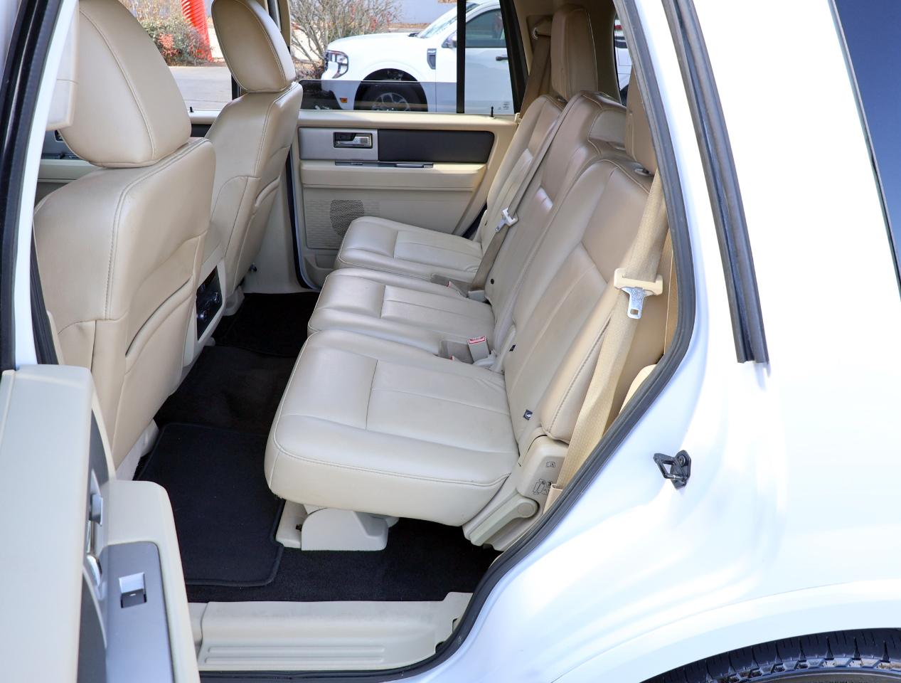 Ford Expedition XLT 2WD 2017