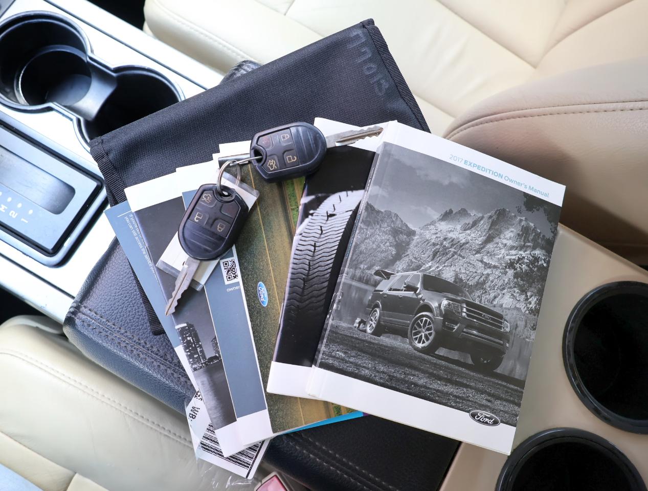 Ford Expedition XLT 2WD 2017