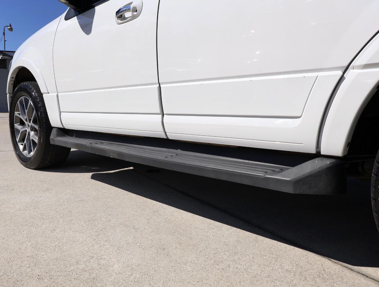 Ford Expedition XLT 2WD 2017