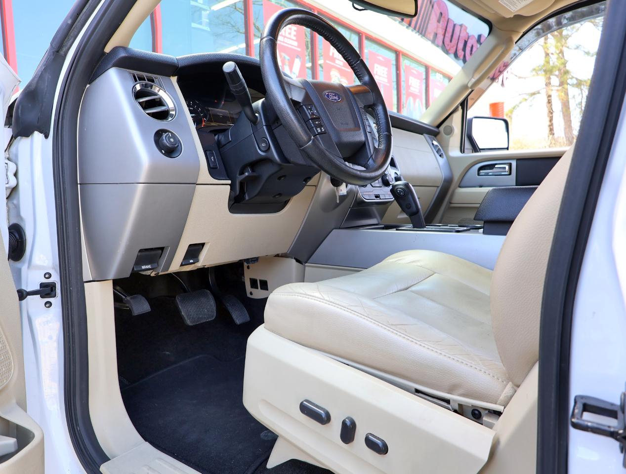 Ford Expedition XLT 2WD 2017