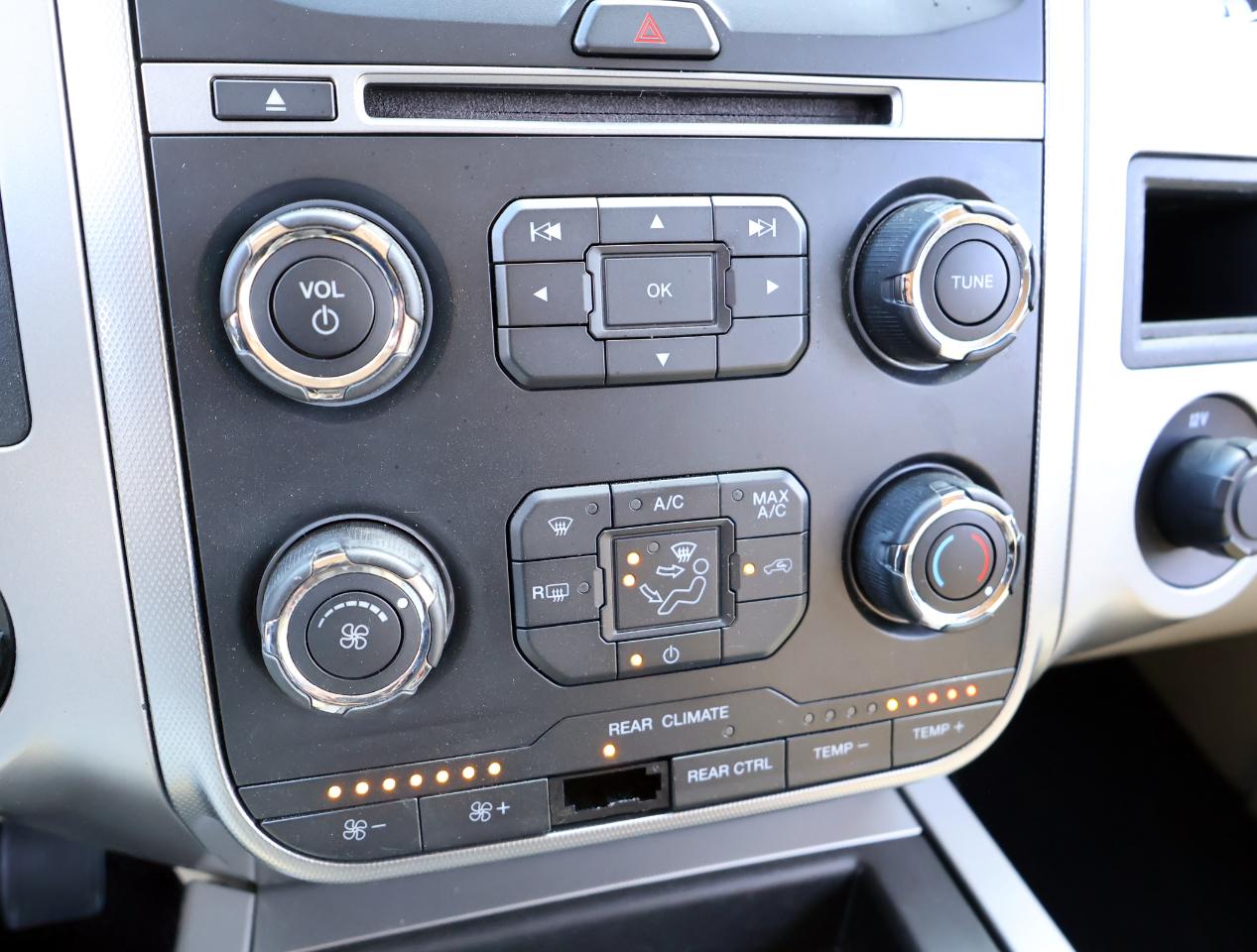 Ford Expedition XLT 2WD 2017