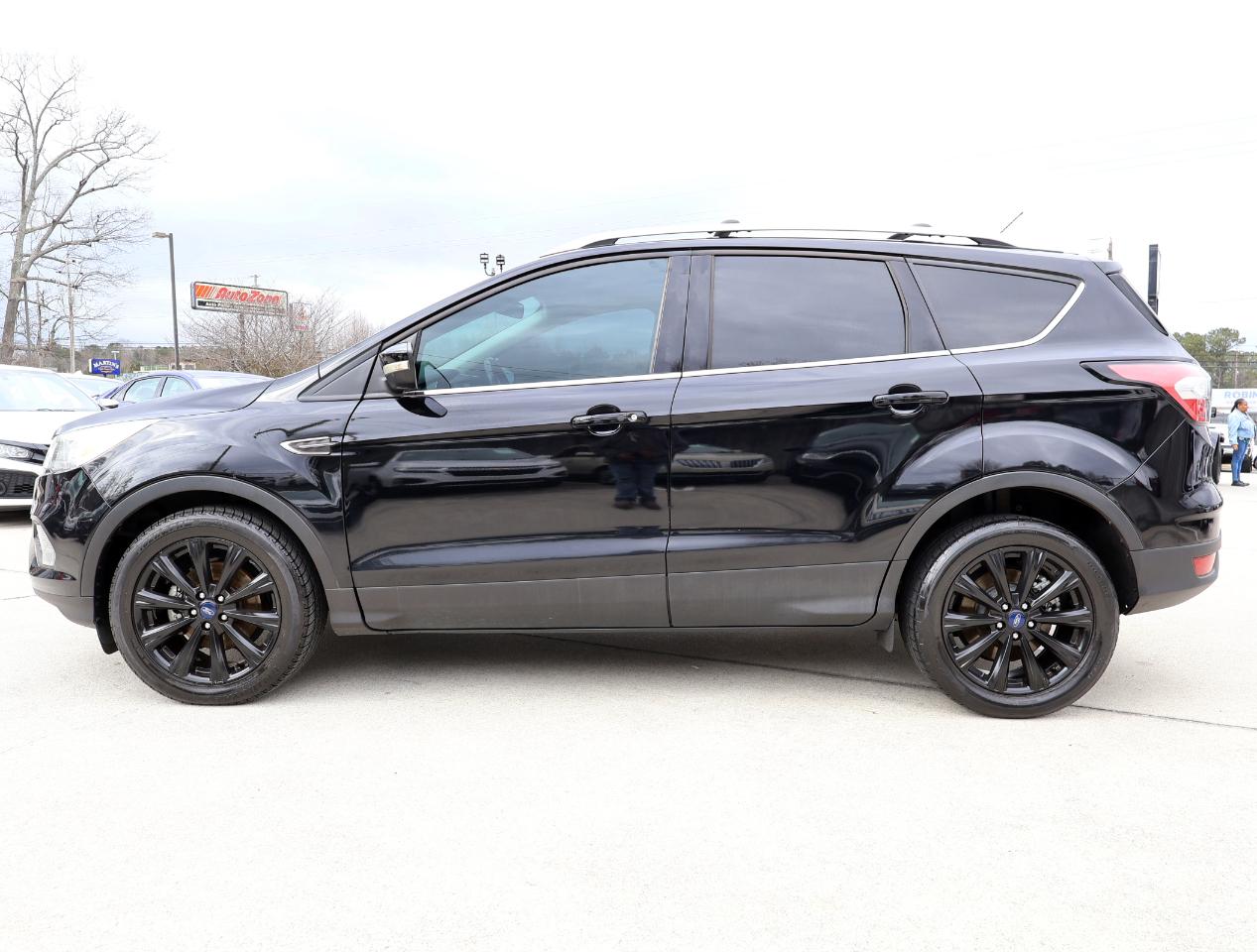 Ford Escape Titanium FWD 2017