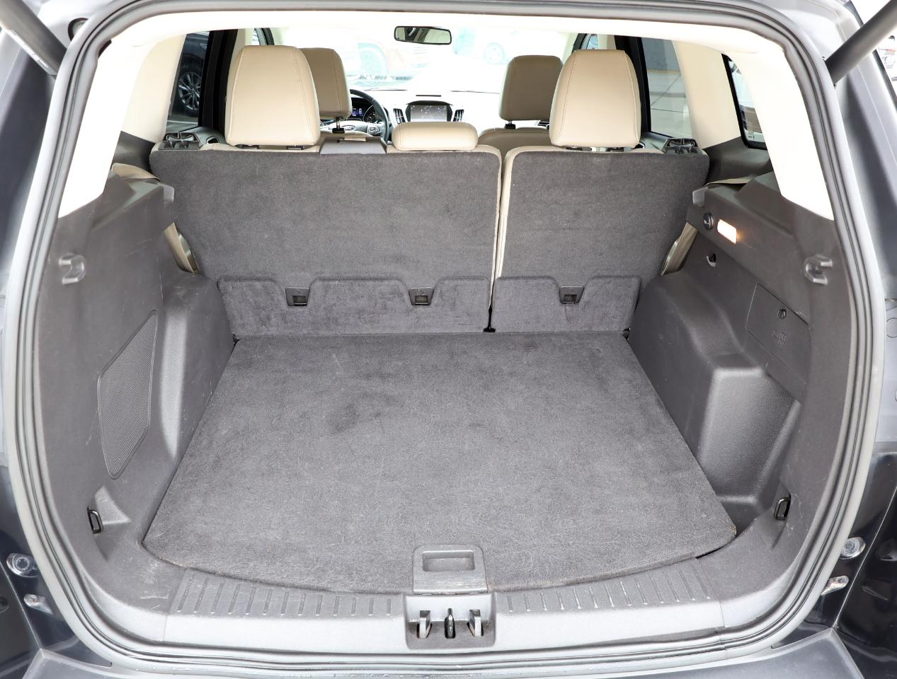 Ford Escape Titanium FWD 2017