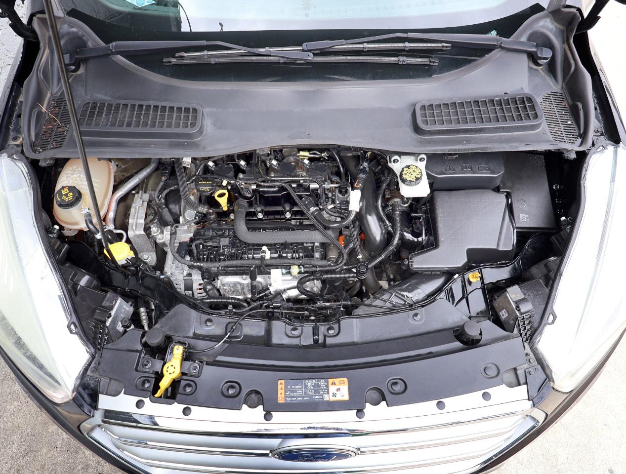 Ford Escape Titanium FWD 2017