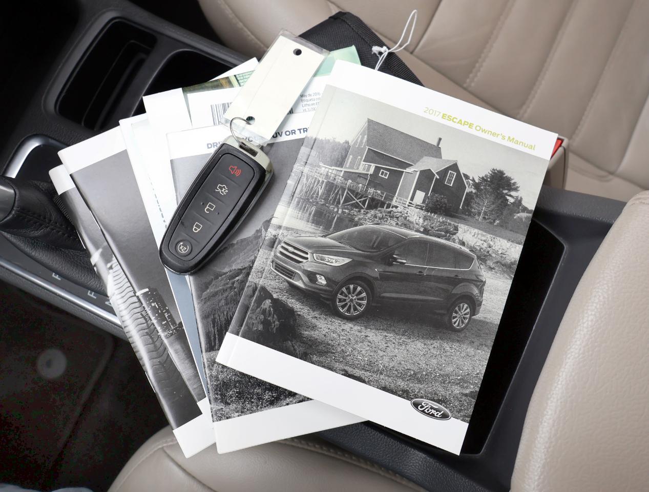 Ford Escape Titanium FWD 2017