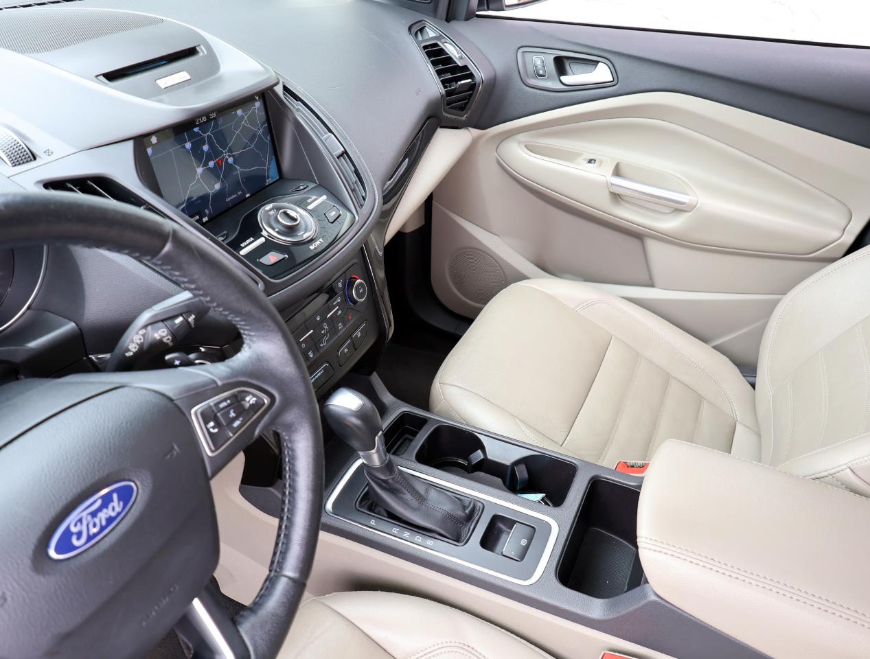 Ford Escape Titanium FWD 2017