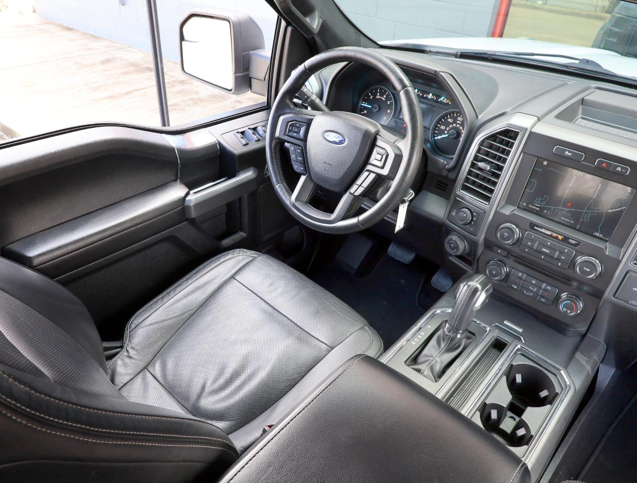 Ford F-150 XLT SuperCrew 4WD 2018